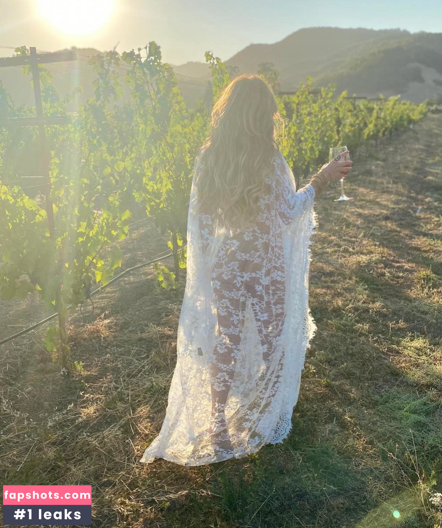 Sahar Manley Filtración Desnuda OnlyFans Foto #27 - Fapshots