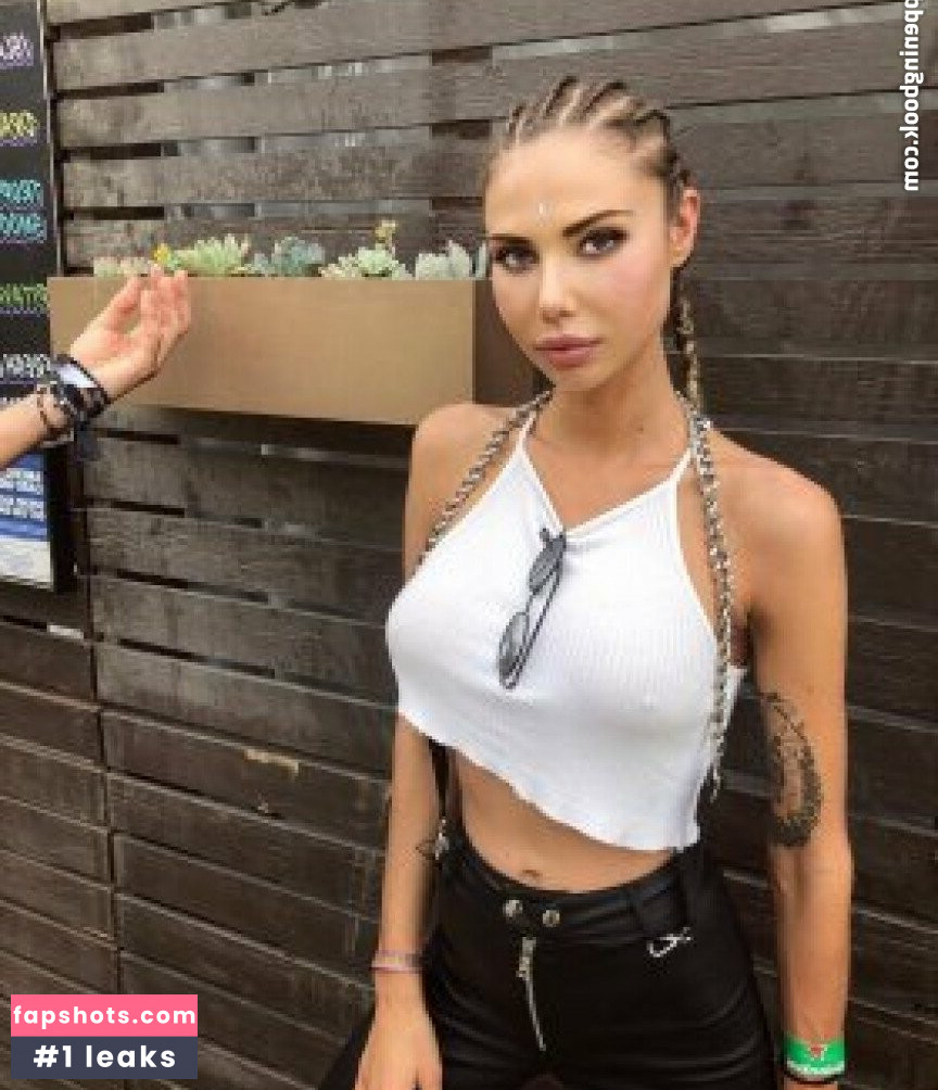 Sahara Ray gallery photo #139