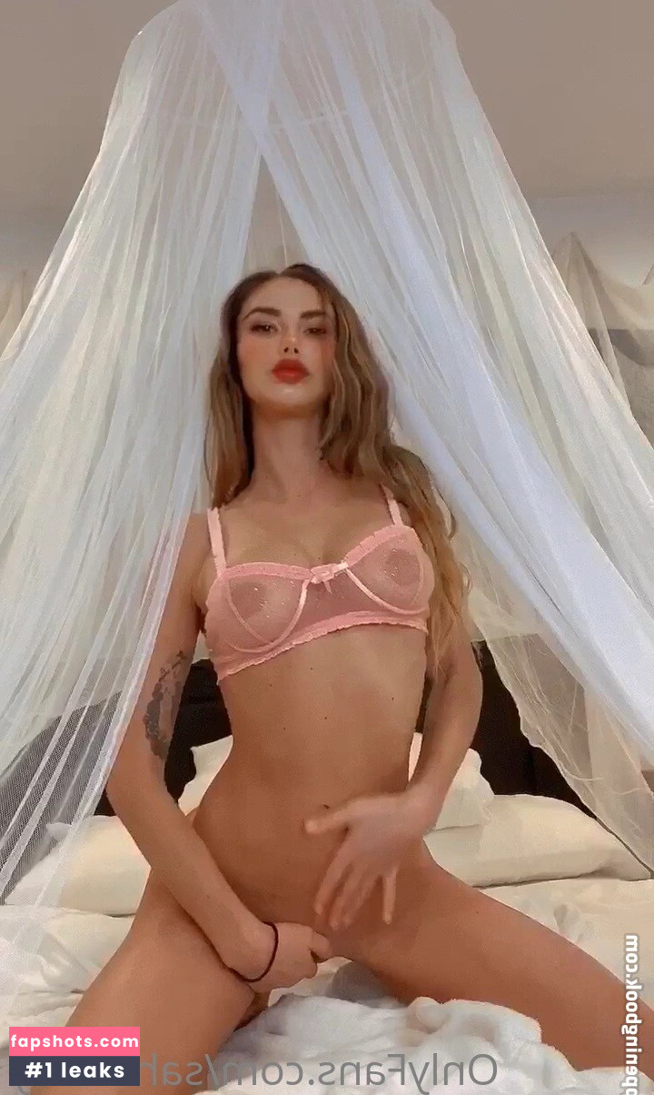 Sahara Ray gallery photo #162