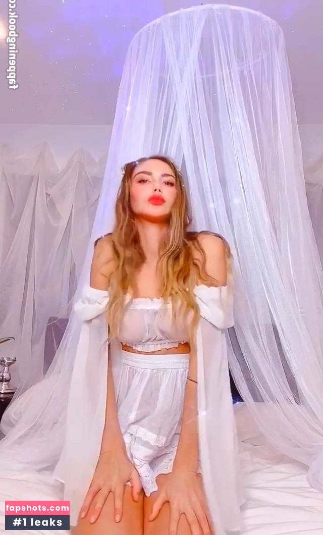 Sahara Ray gallery photo #203