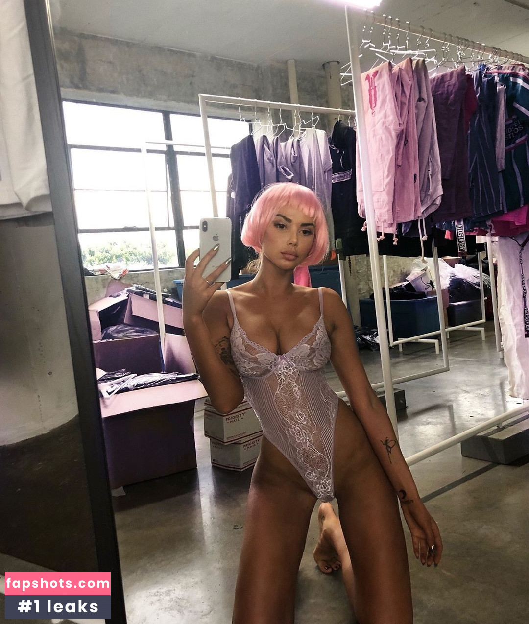 Sahara Ray gallery photo #214