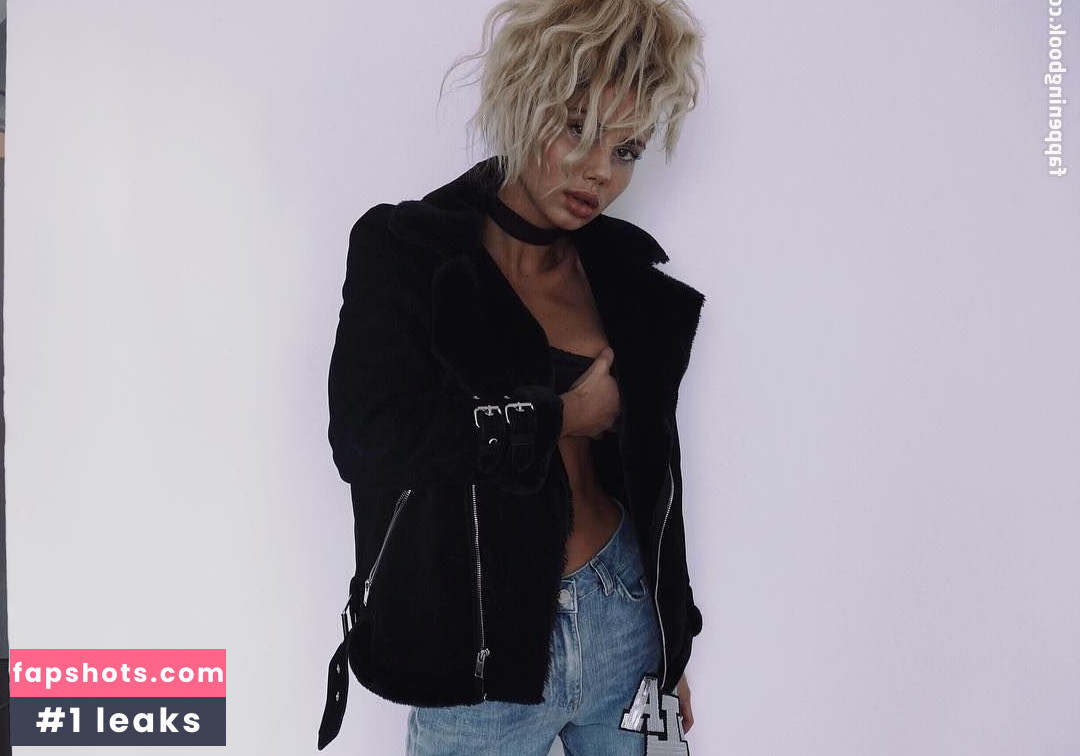 Sahara Ray gallery photo #233