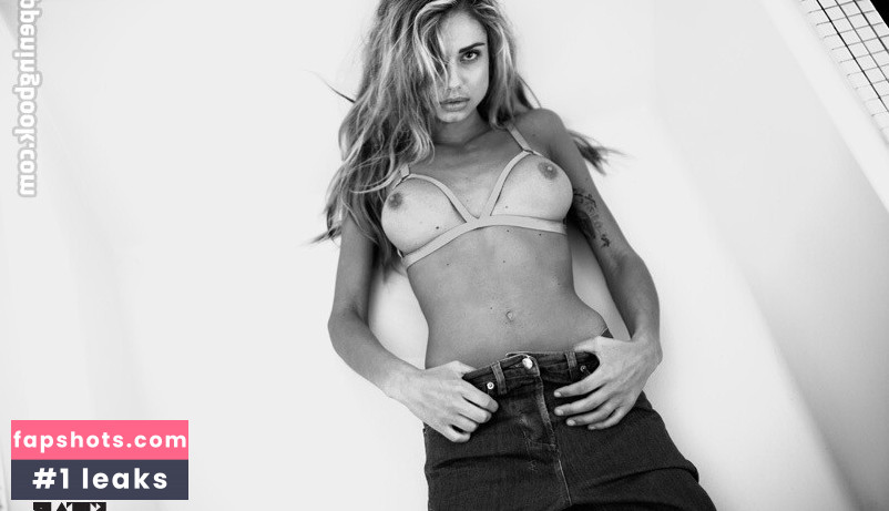 Sahara Ray gallery photo #43