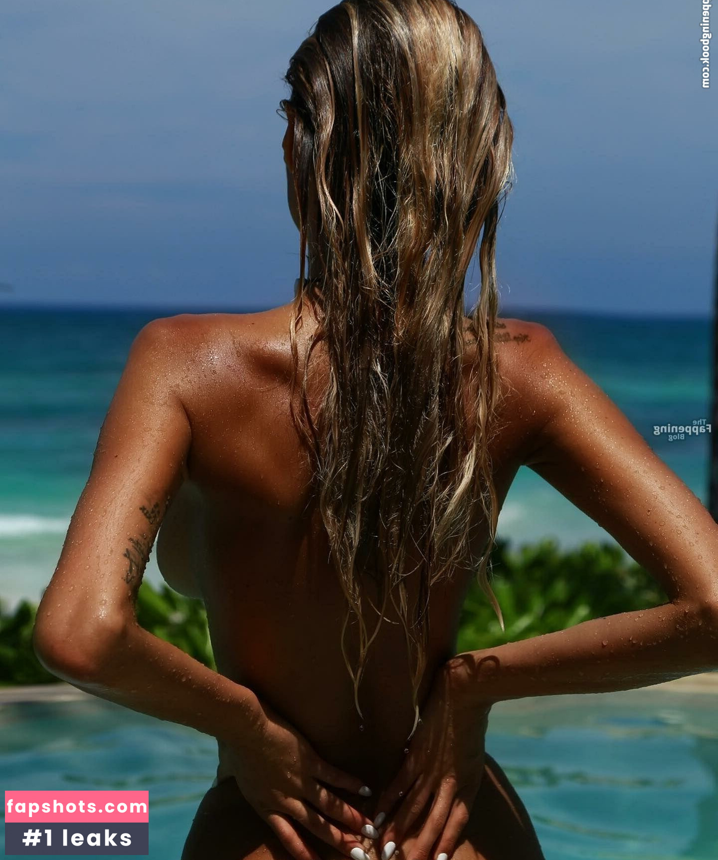 Sahara Ray gallery photo #9