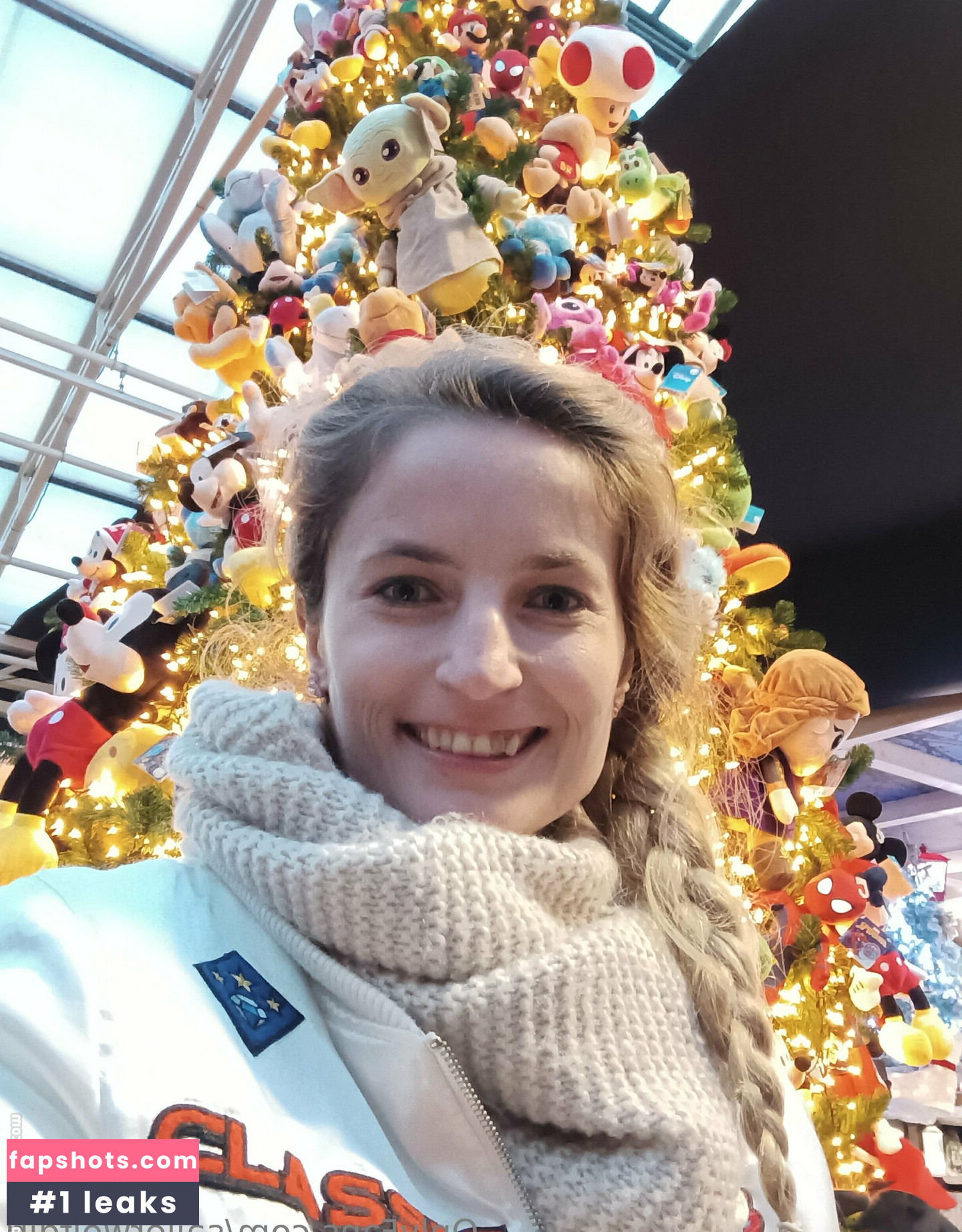 sailerwolfgirl gallery photo #4