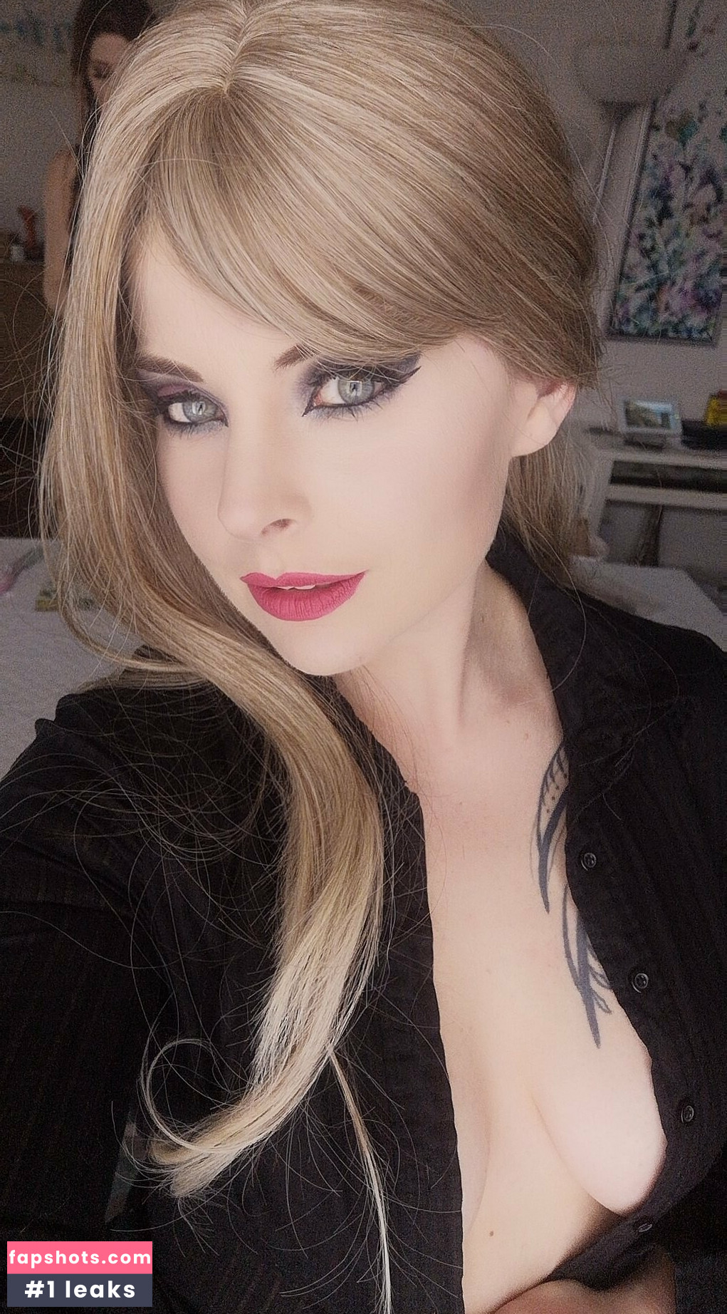 Sailor Banana gallery photo #9