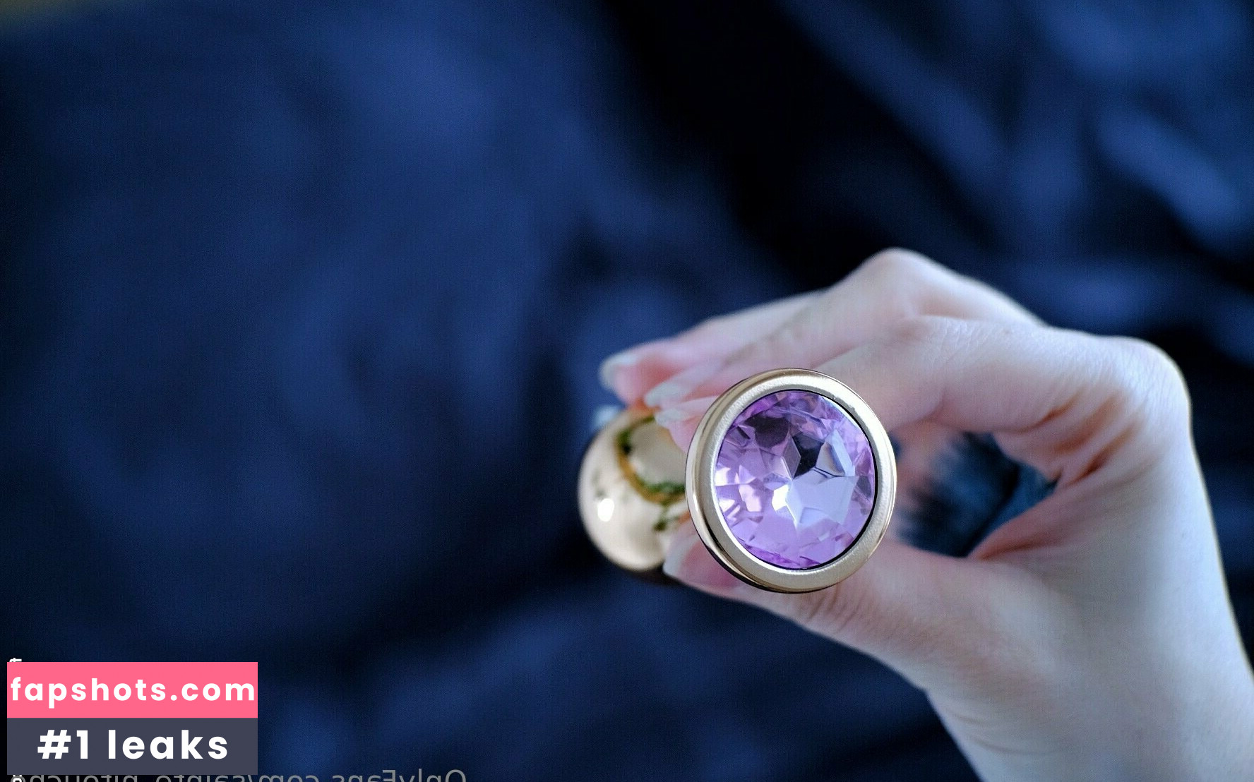 sainte_nitouche nude babe gallery