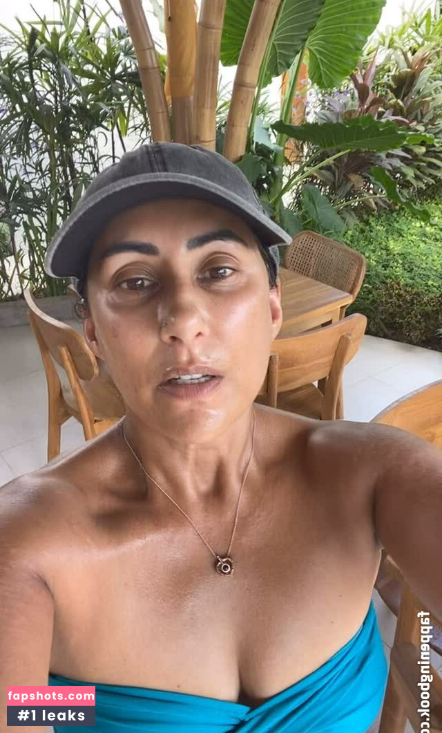 Saira Khan gallery photo #121