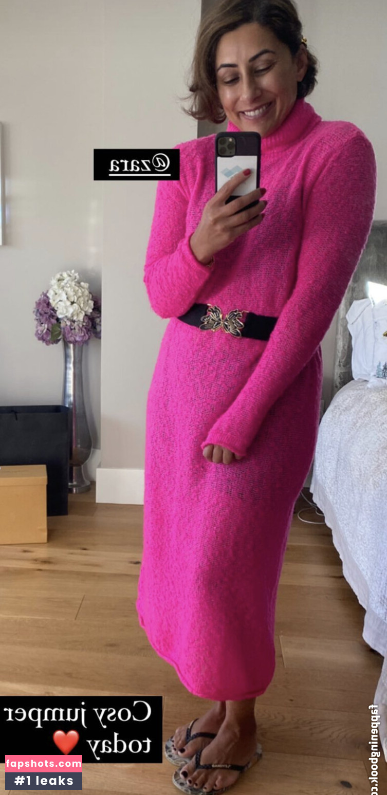 Saira Khan gallery photo #143