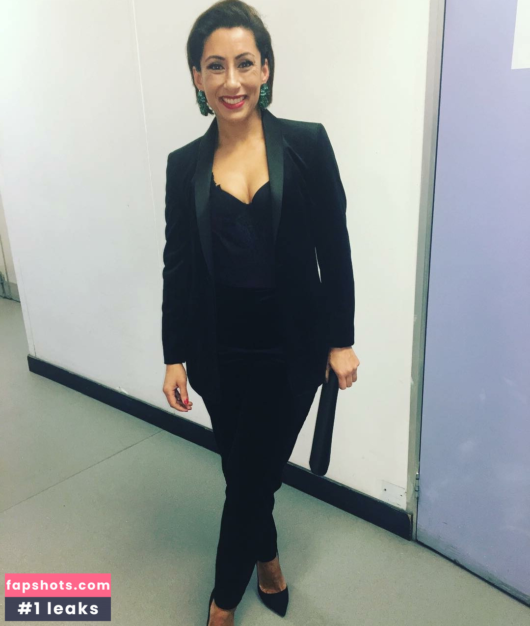 Saira Khan gallery photo #43