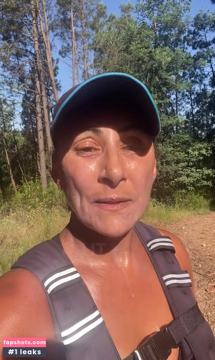 Saira Khan gallery photo #54