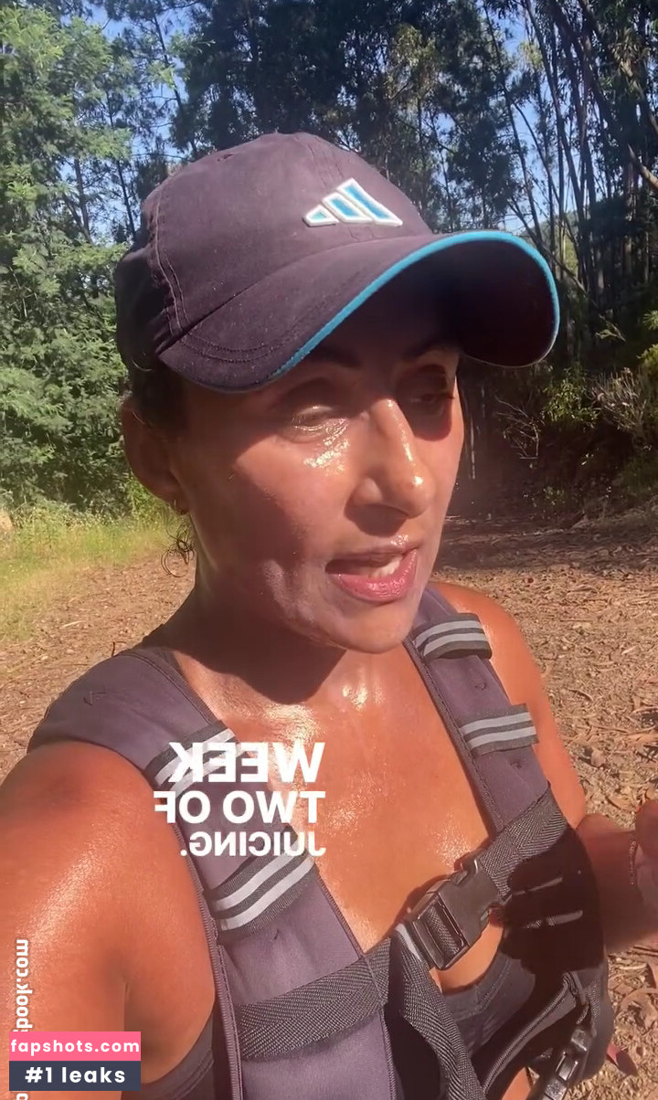 Saira Khan gallery photo #59