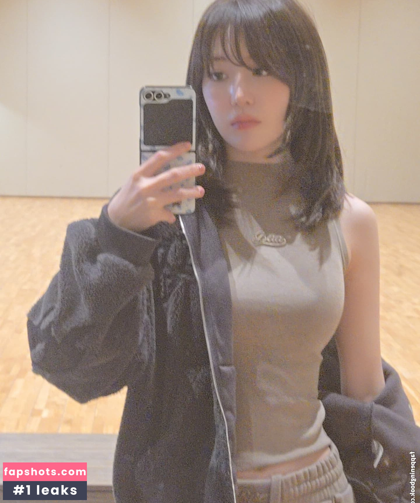 Sakura Miyawaki 宮脇 咲良 Nahé úniky fotek pouze od fanoušků #24 - Fapshots