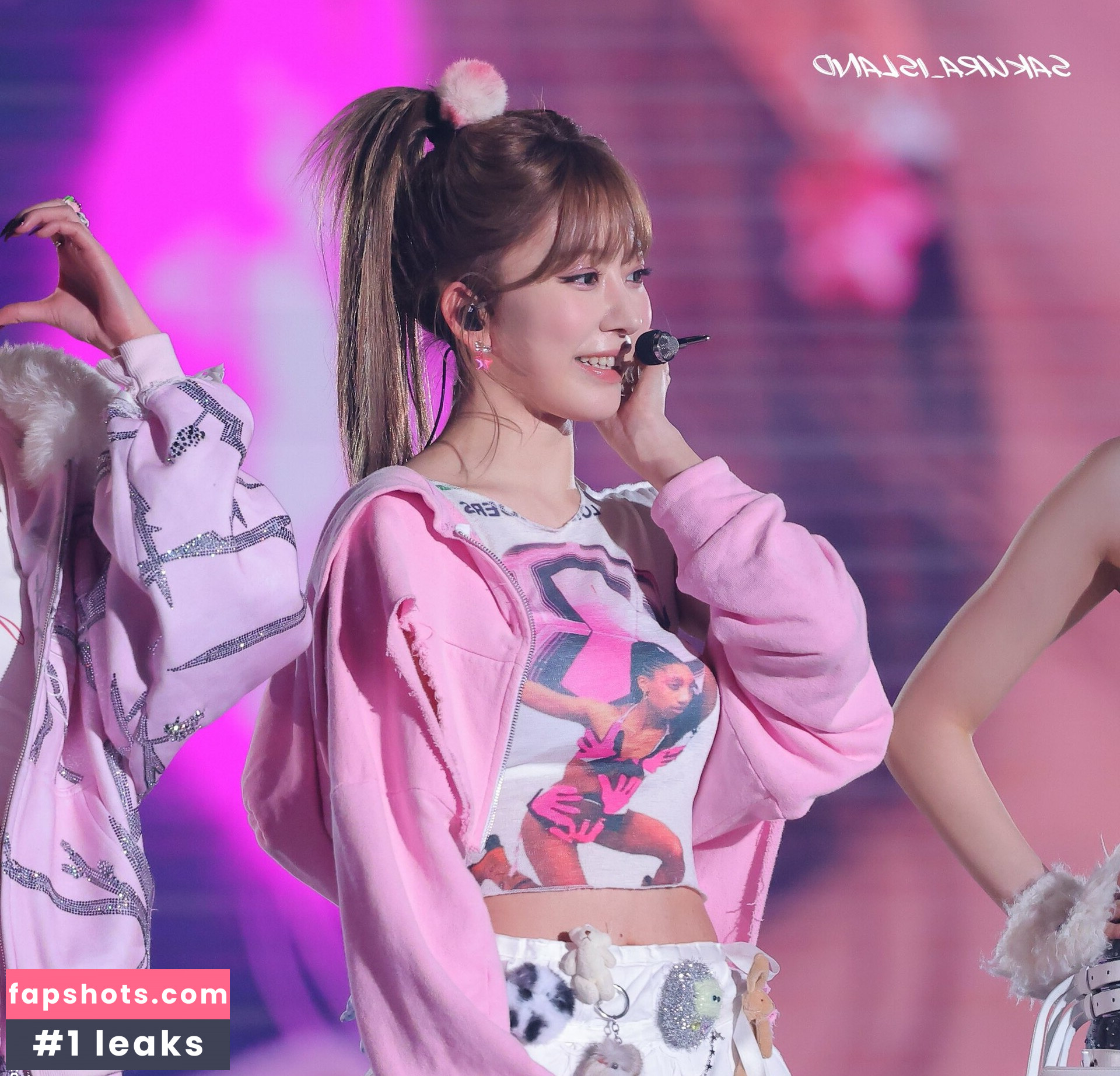 Sakura Miyawaki 宮脇 咲良 Nahé úniky fotek pouze od fanoušků #29 - Fapshots