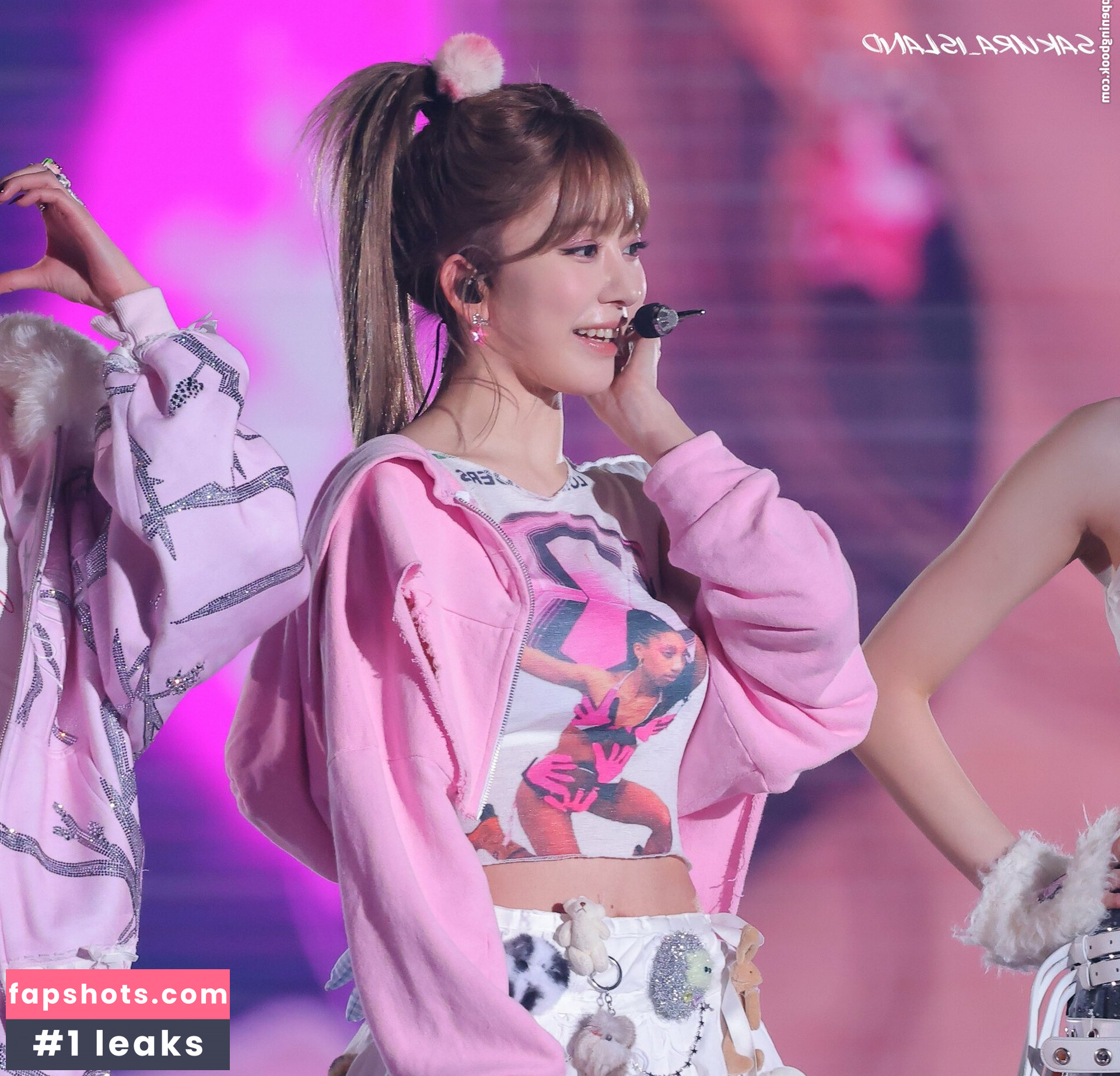 Sakura Miyawaki 宮脇 咲良 Nahé úniky fotek pouze od fanoušků #34 - Fapshots