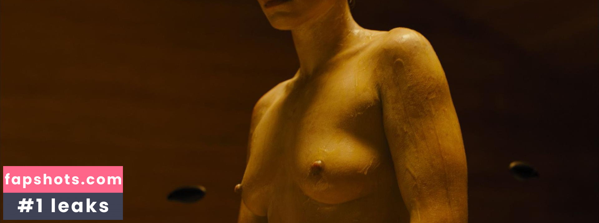 Sallie Harmsen gallery photo #20