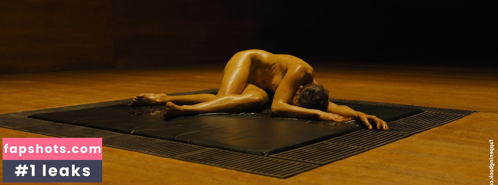 Sallie Harmsen gallery photo #21