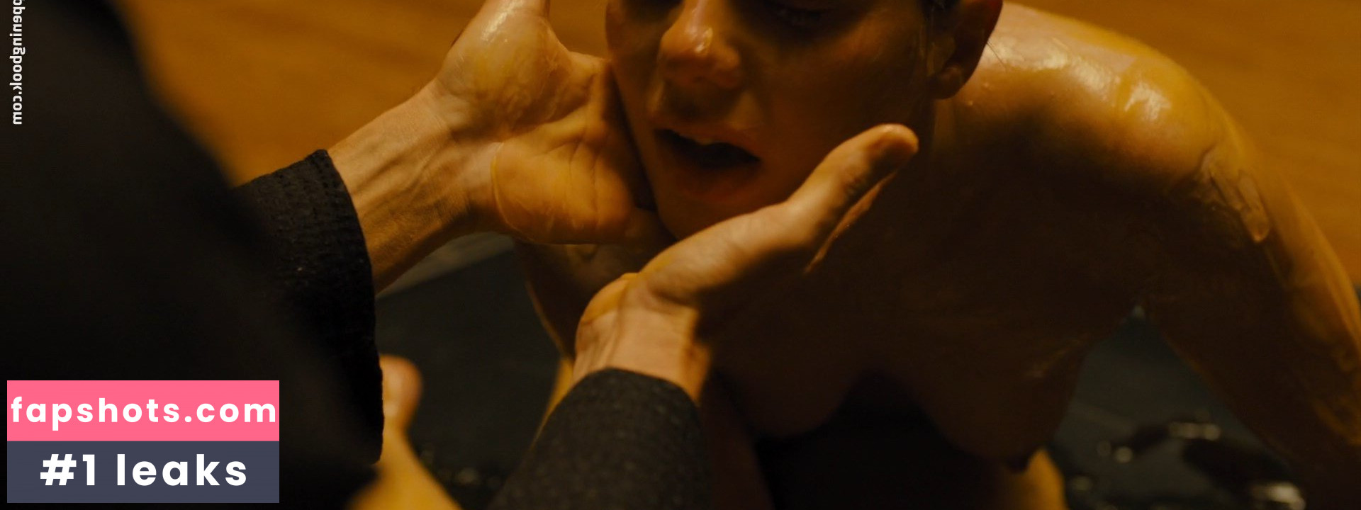 Sallie Harmsen gallery photo #7