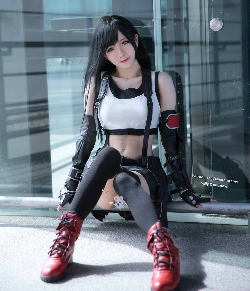 sally-dorasnow gallery photo #1234