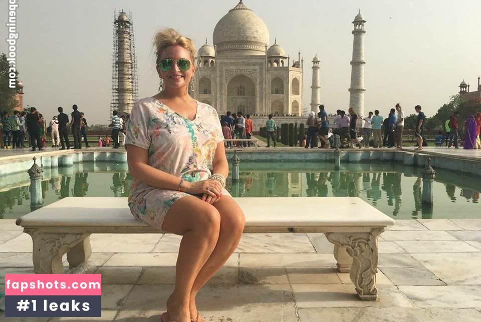 Sally Jaxx gallery photo #5