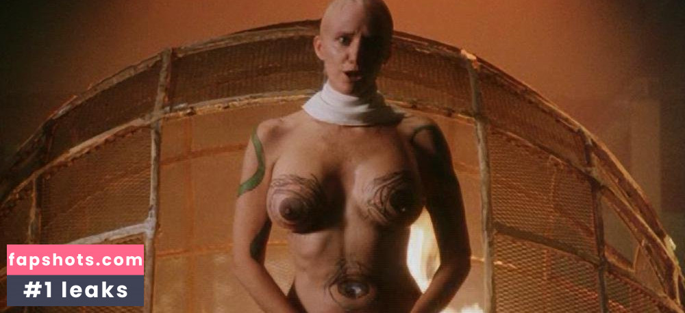 Sally Kirkland gallery photo #36