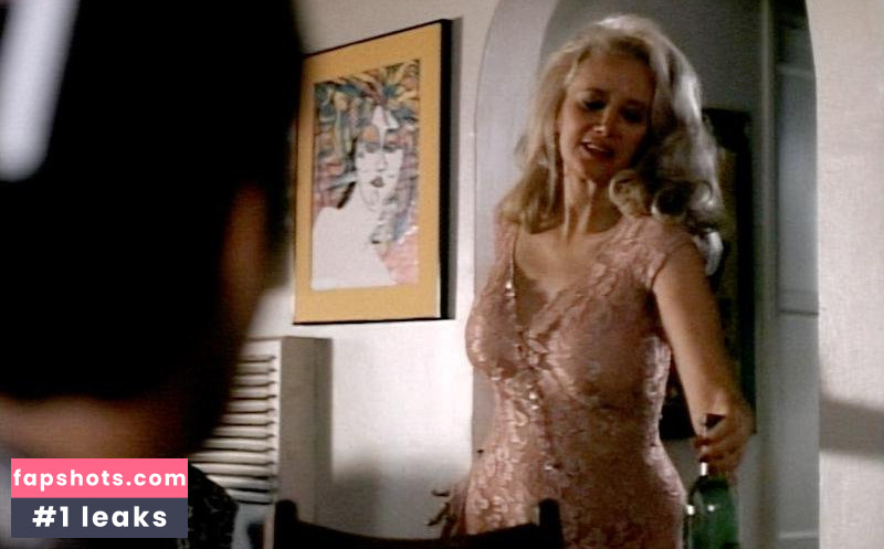 Sally Kirkland gallery photo #66