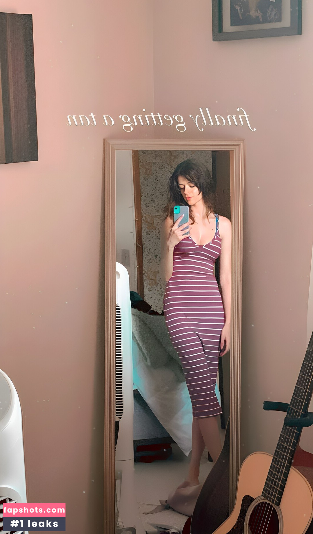 Sally LoMonaco gallery photo #12