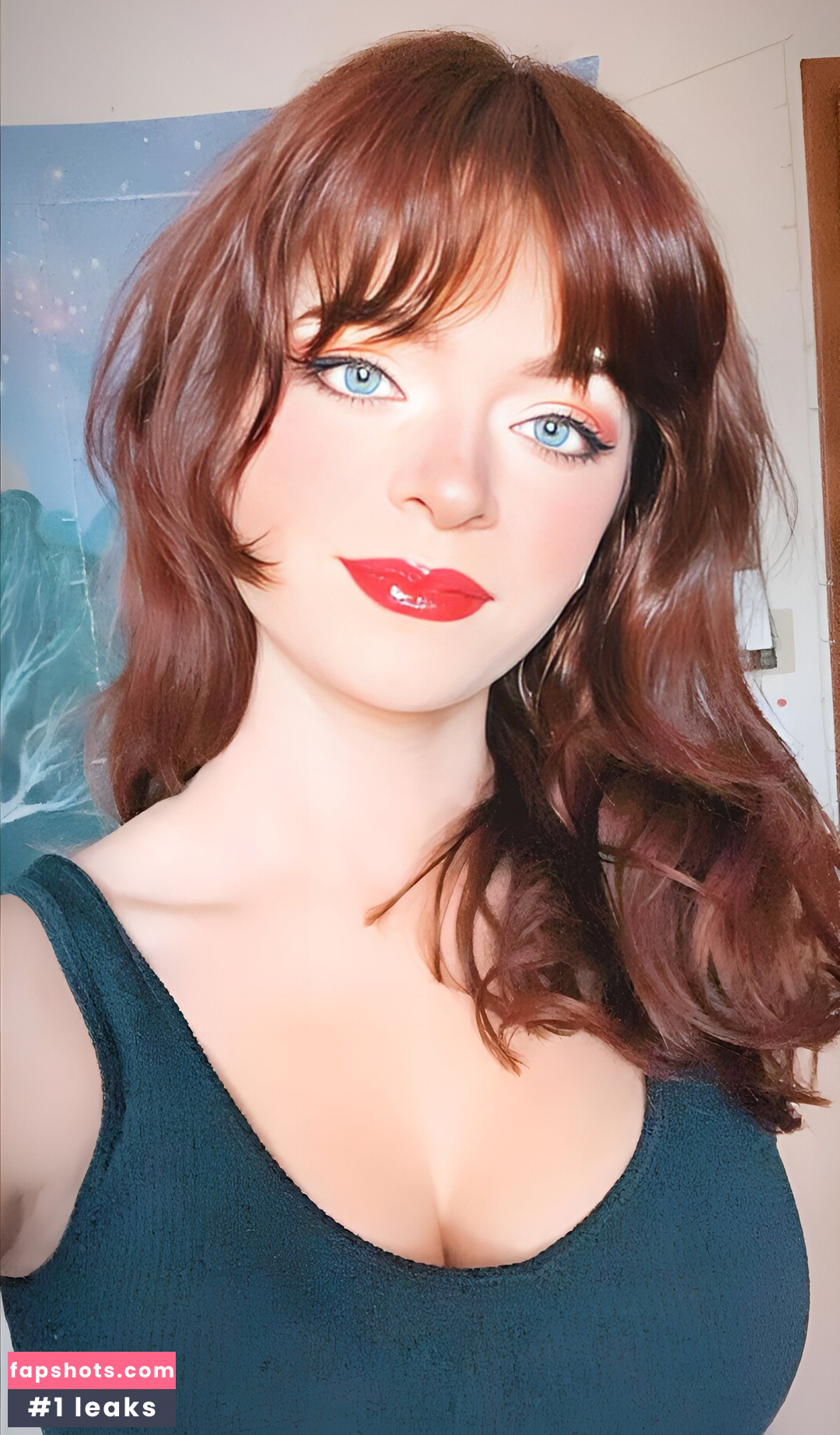 Sally LoMonaco gallery photo #25