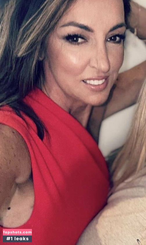 Sally Nugent gallery photo #31