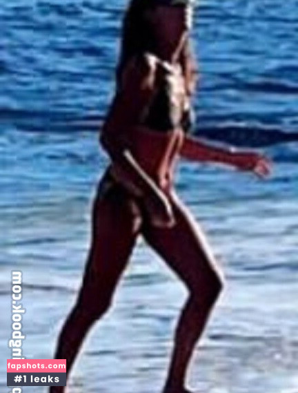 Sally Nugent gallery photo #10