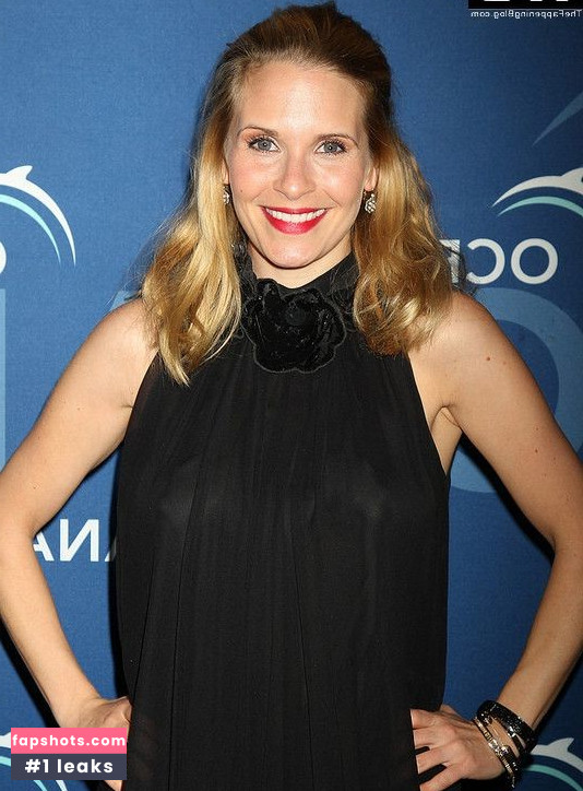 Sally Pressman gallery photo #7