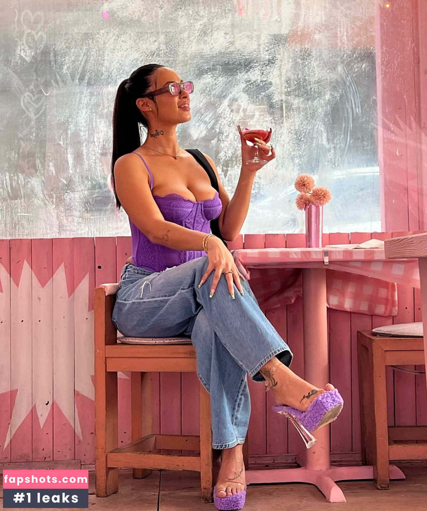 Sally.Spice gallery photo #19