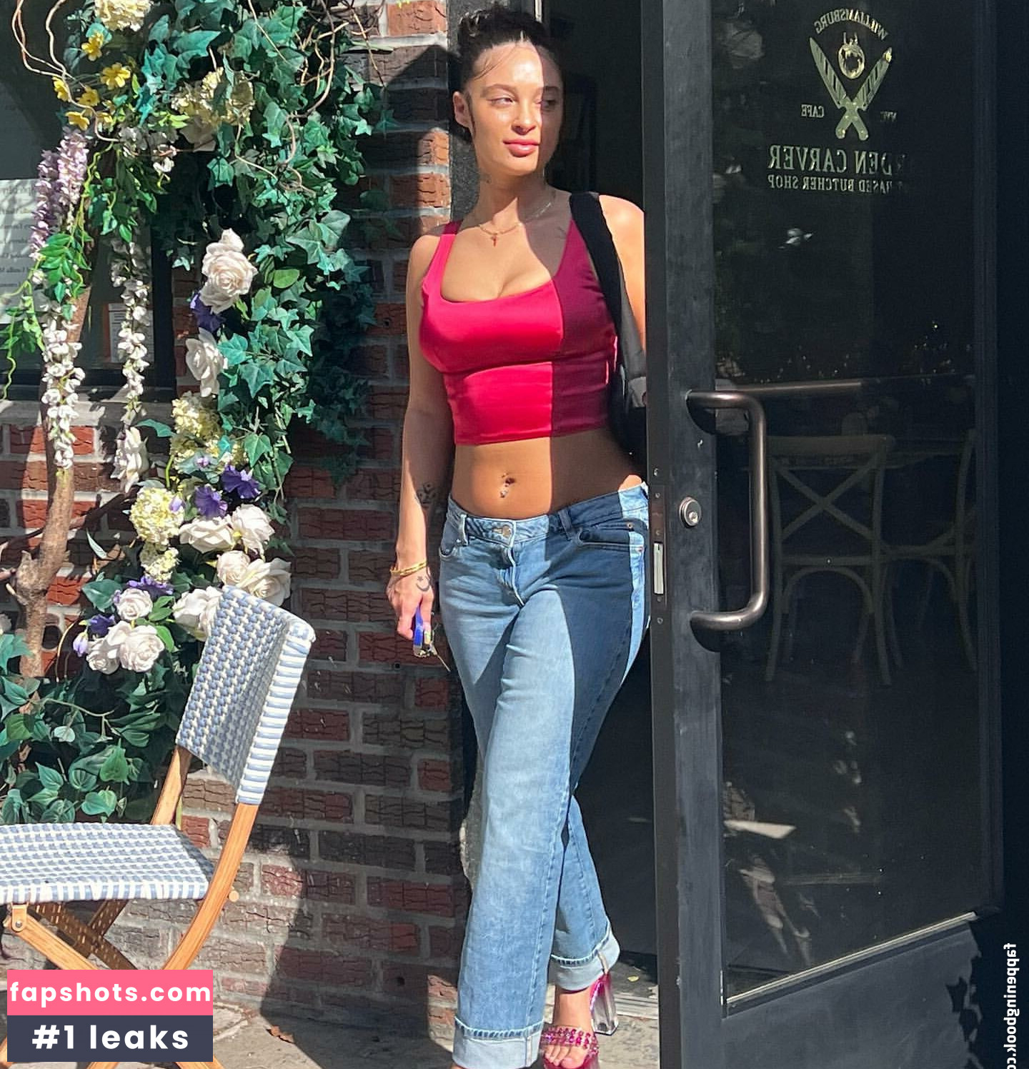 Sally.Spice gallery photo #30