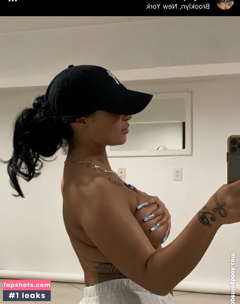 Sally.Spice gallery photo #38