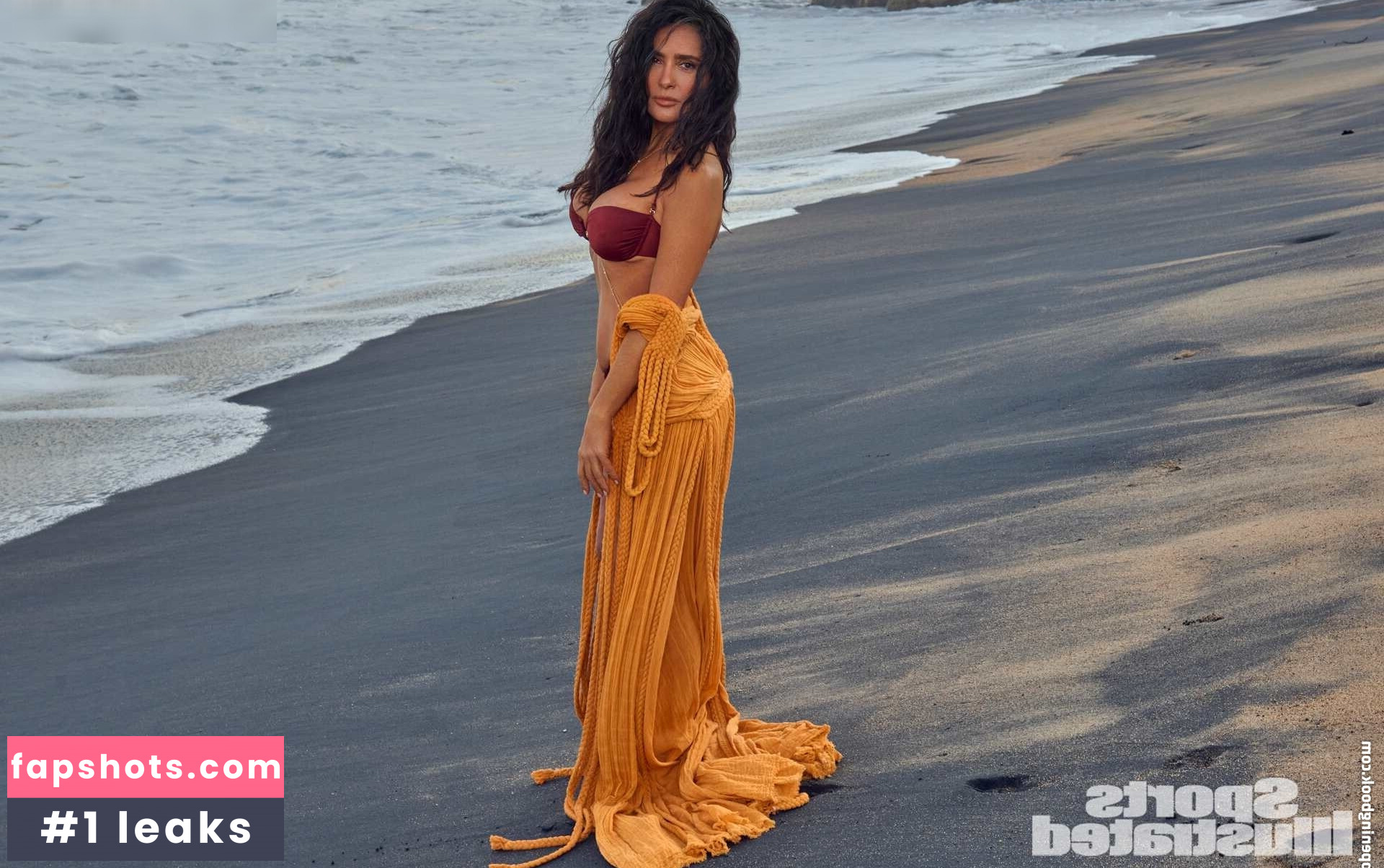 Salma Hayek Filtración Desnuda OnlyFans Foto #16 - Fapshots