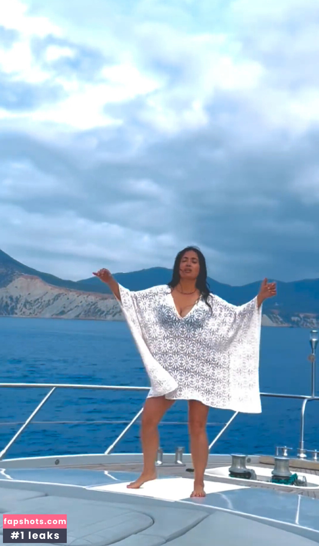 Salma Hayek Filtración Desnuda OnlyFans Foto #228 - Fapshots