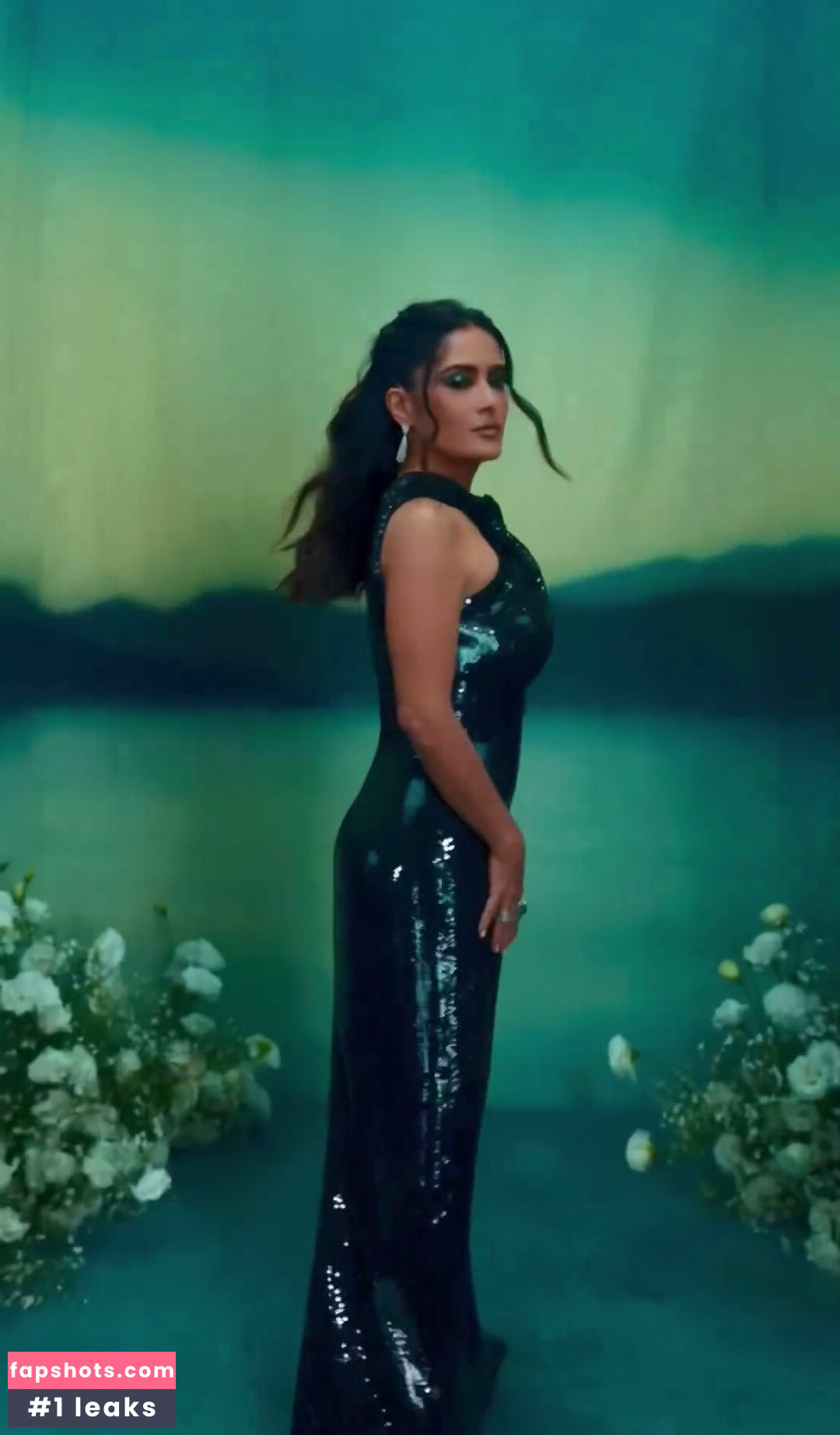 Salma Hayek Filtración Desnuda OnlyFans Foto #326 - Fapshots