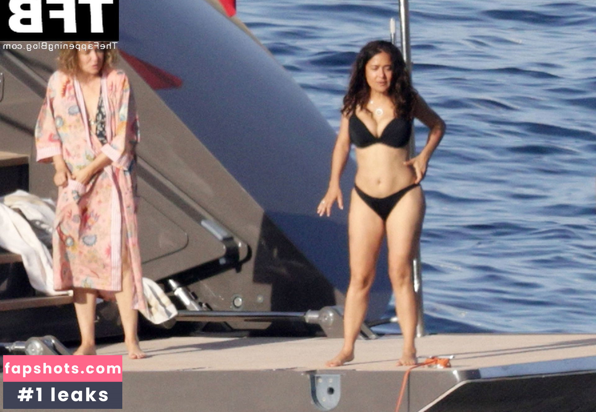 Salma Hayek Nude Leaks OnlyFans Photos #566 - LeakJerk