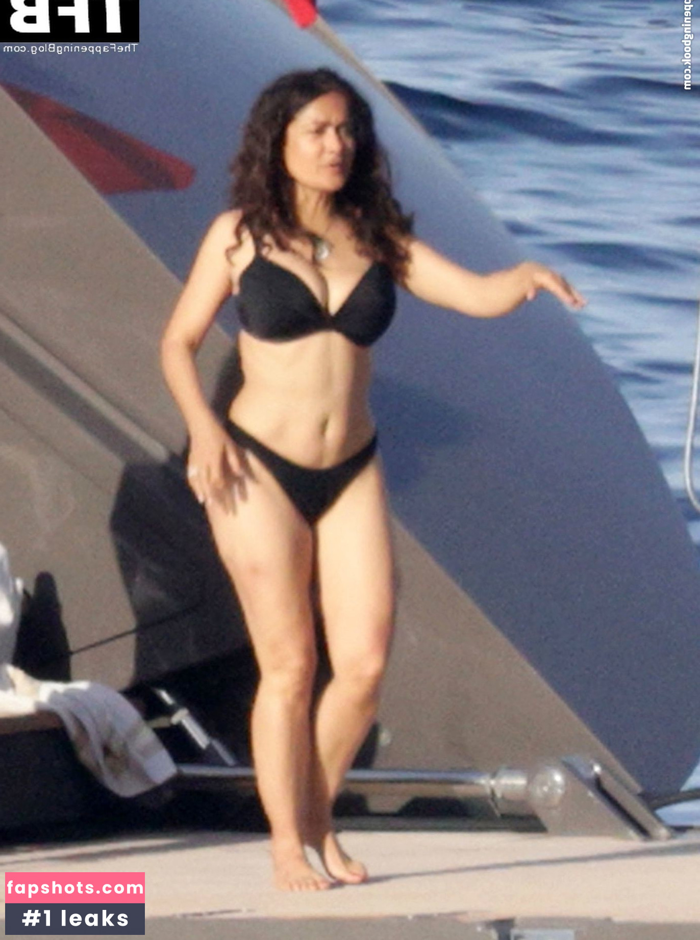 Salma Hayek Nude Leaks OnlyFans Photos #574 - LeakJerk