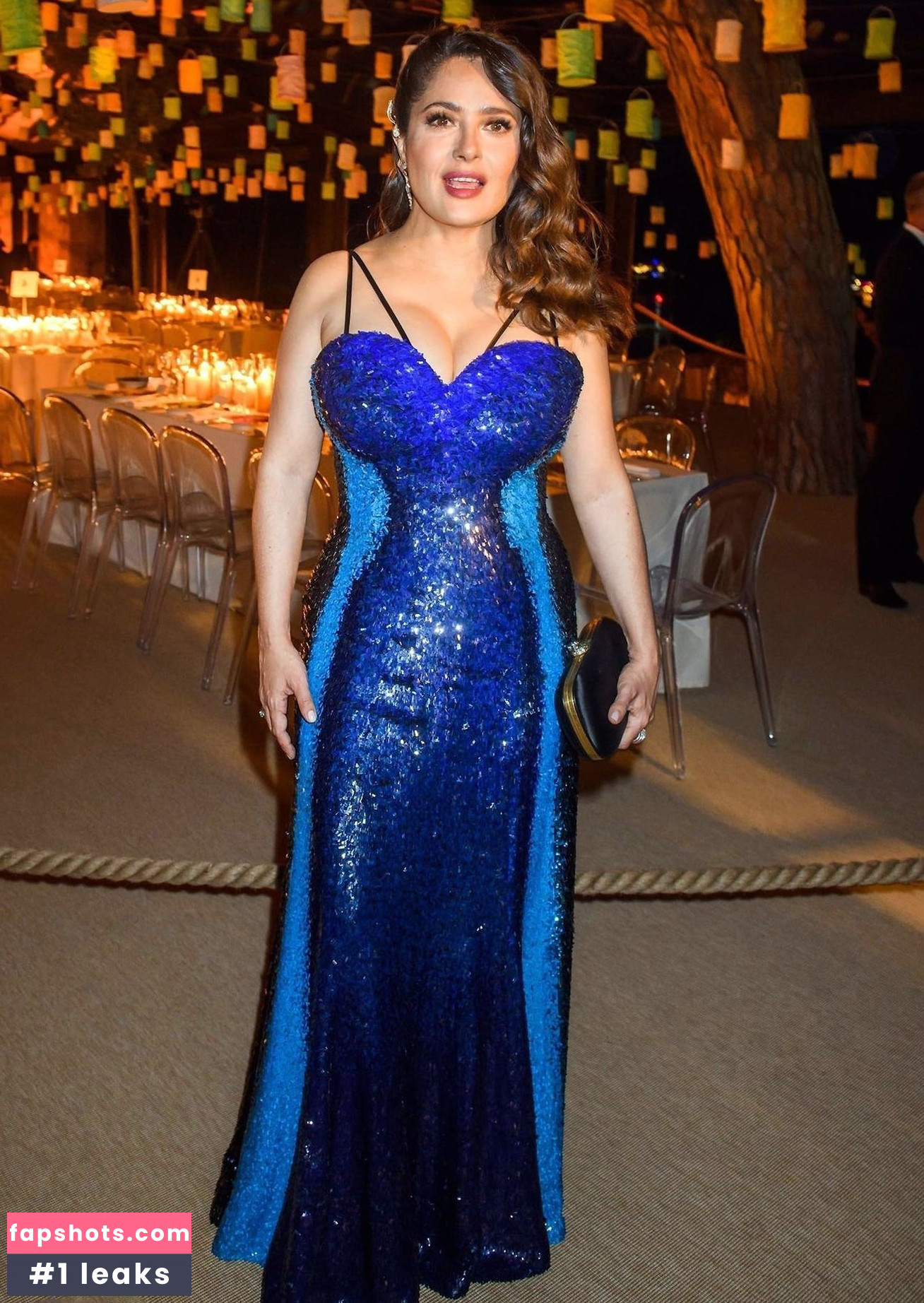 Salma Hayek Nude Leaks OnlyFans Photos #651 - LeakJerk