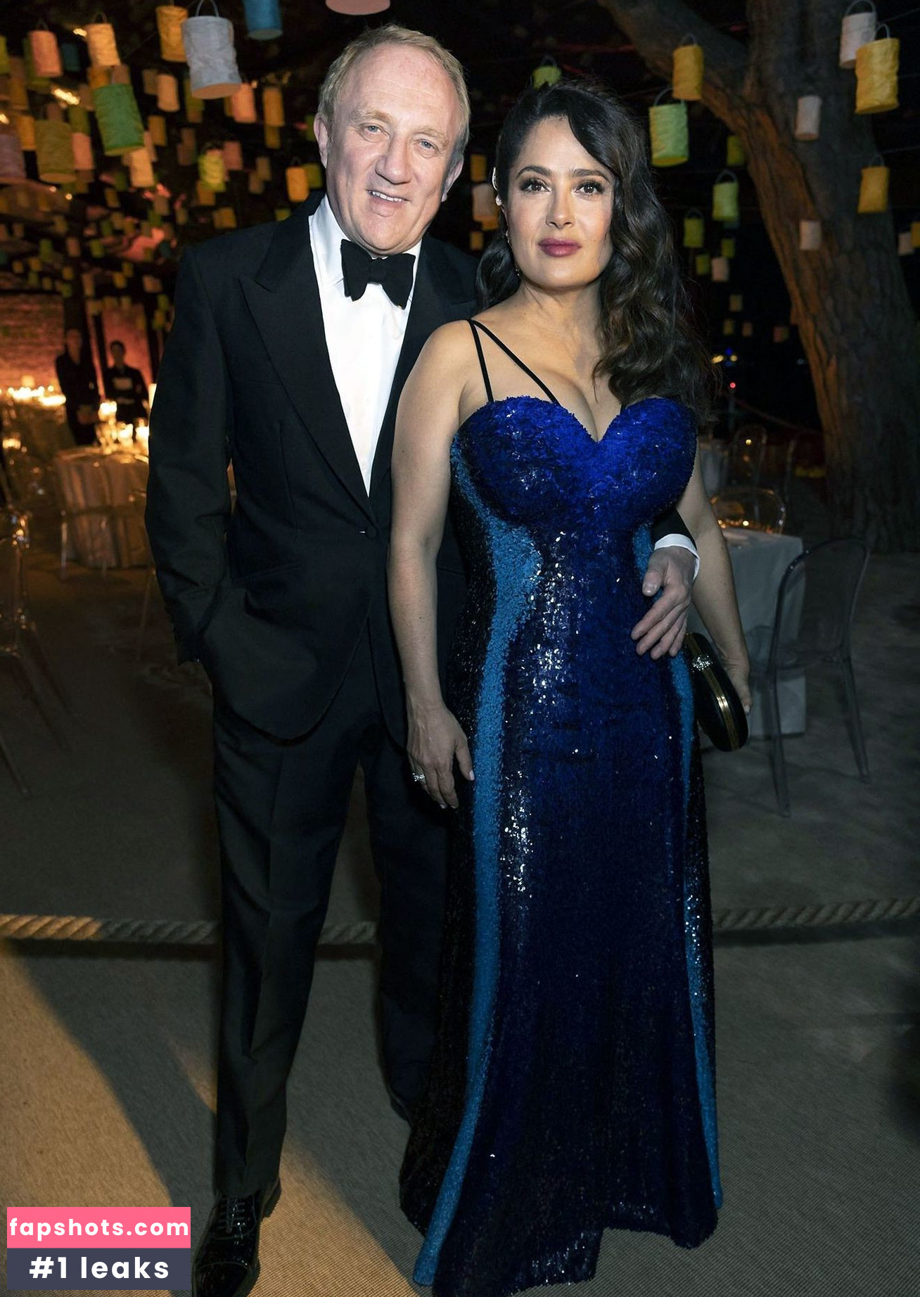 Salma Hayek Nude Leaks OnlyFans Photos #660 - LeakJerk