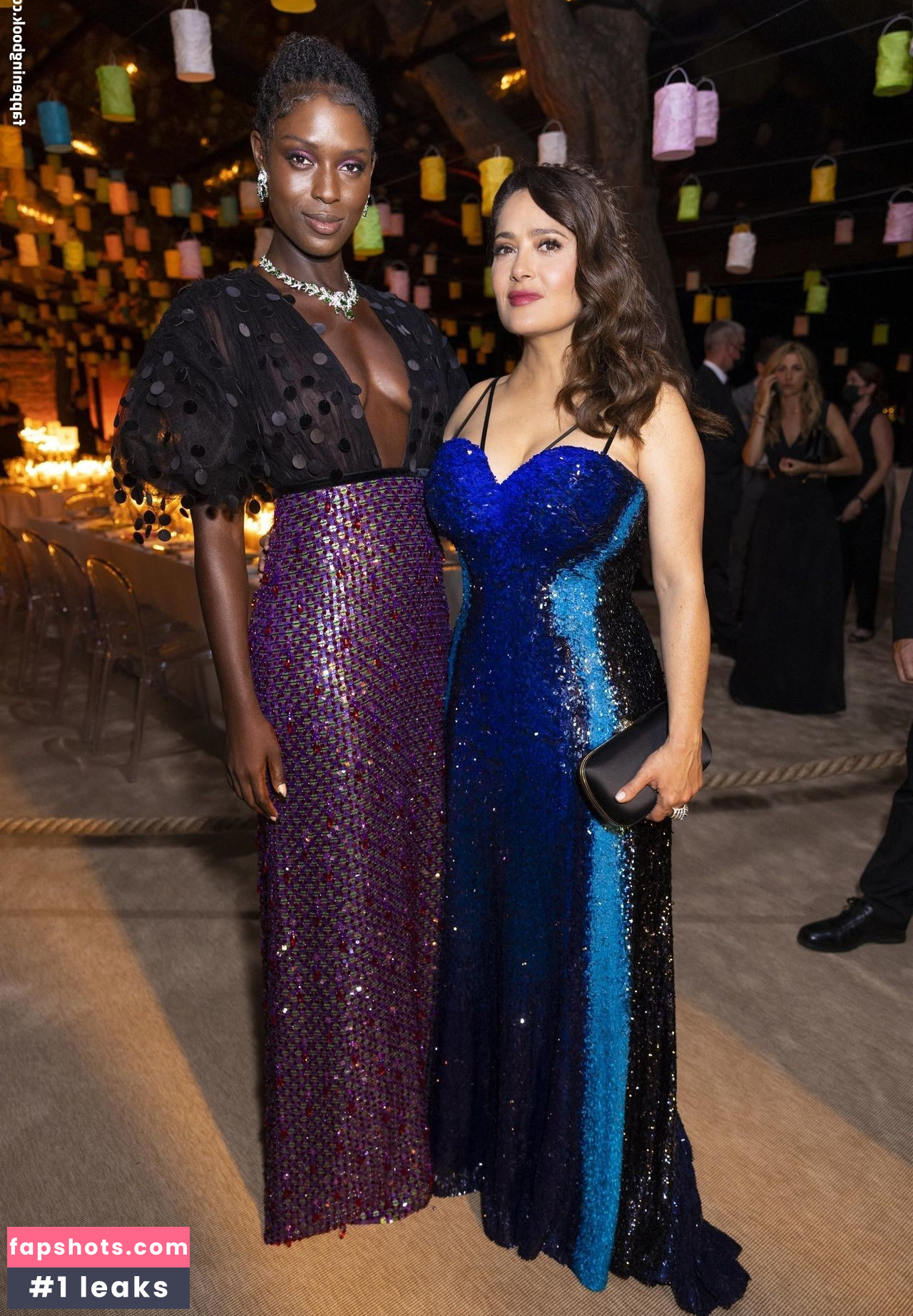 Salma Hayek Nude Leaks OnlyFans Photos #669 - LeakJerk