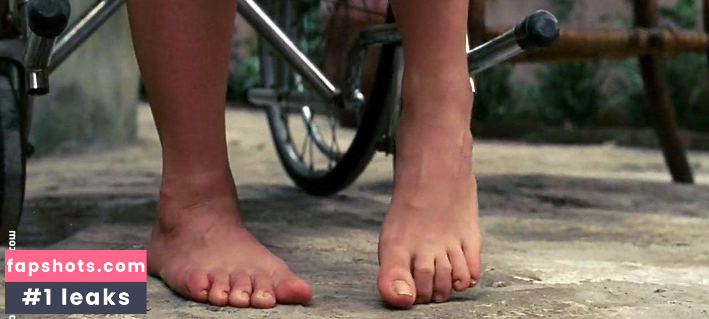 Salma Hayek Nude Leaks OnlyFans Photos #676 - LeakJerk