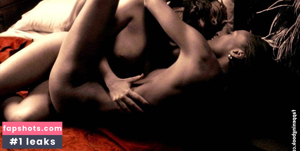 Salma Hayek Nude Leaks OnlyFans Photos #691 - LeakJerk