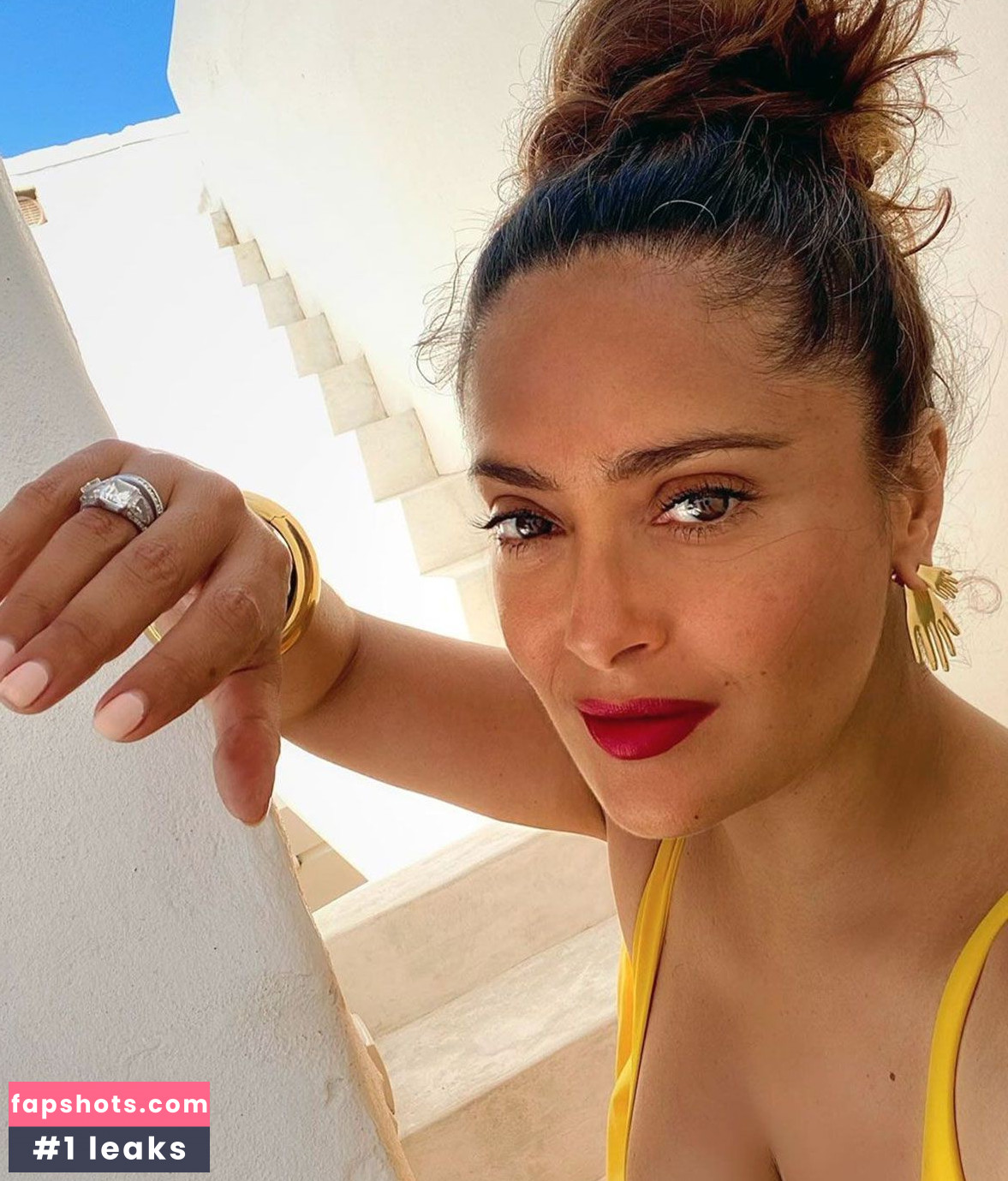 Salma Hayek Nude Leaks OnlyFans Photos #705 - LeakJerk