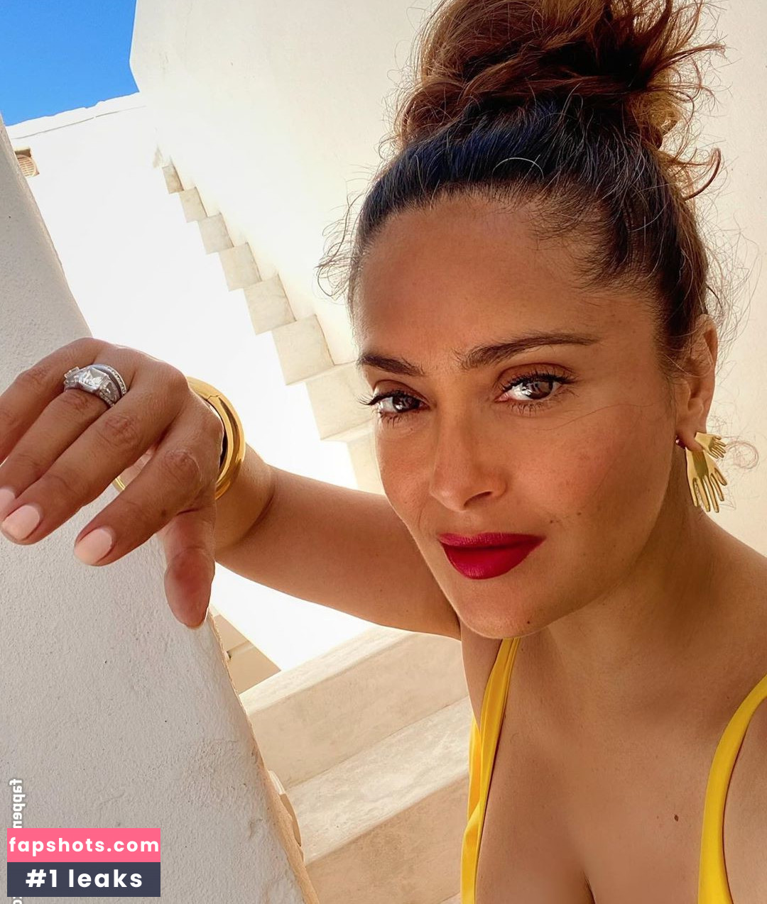 Salma Hayek Nude Leaks OnlyFans Photos #724 - LeakJerk