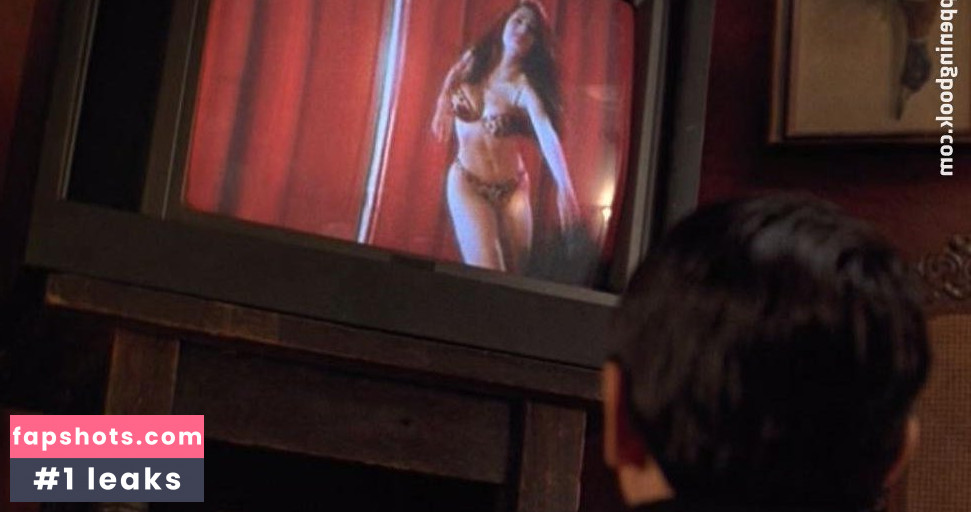 Salma Hayek Nude Leaks OnlyFans Photos #783 - LeakJerk