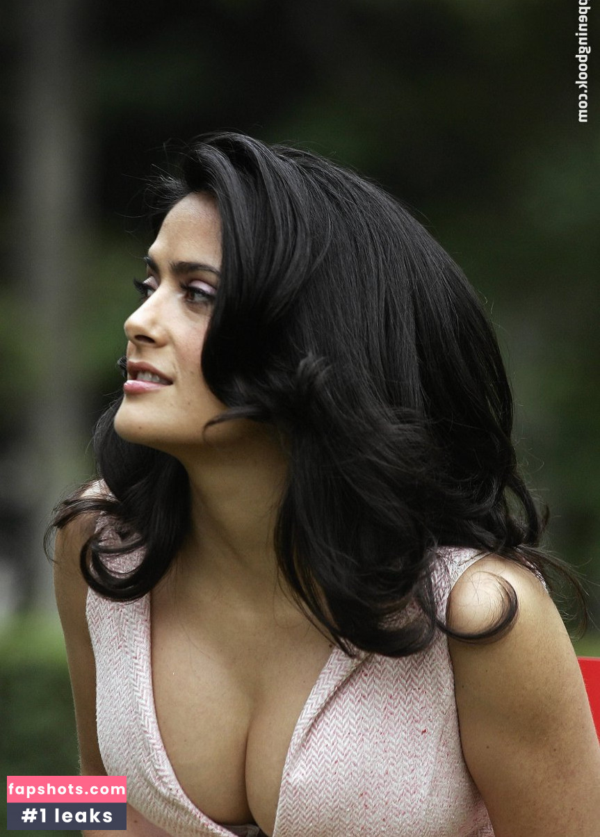 Salma Hayek Nude Leaks OnlyFans Photos #841 - LeakJerk