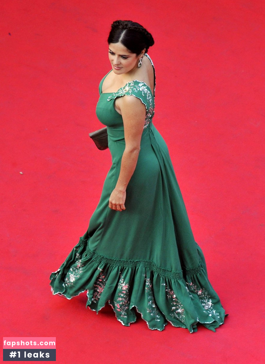 Salma Hayek Nude Leaks OnlyFans Photos #846 - LeakJerk