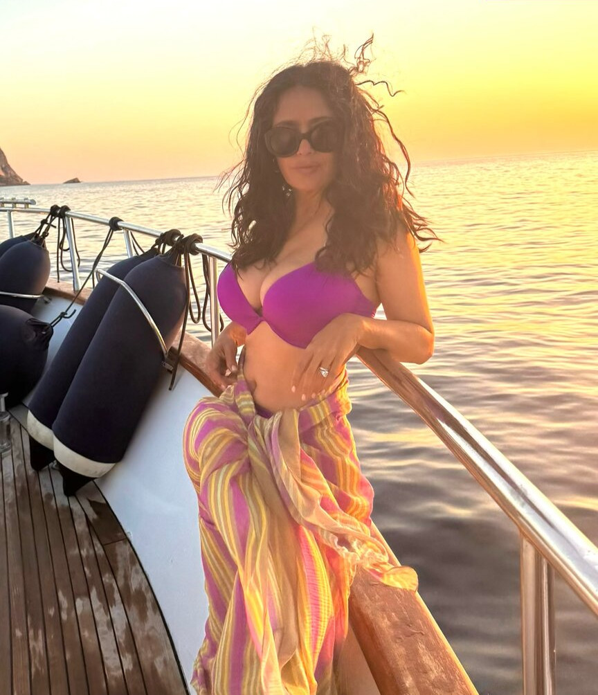 salma-hayek gallery photo #1056